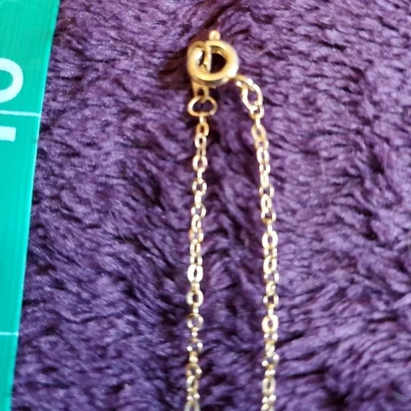 0235. Sweet little Chrysoprase Geode necklace w/a gold fill chain ~ Beautiful!! - Picture 2 of 5